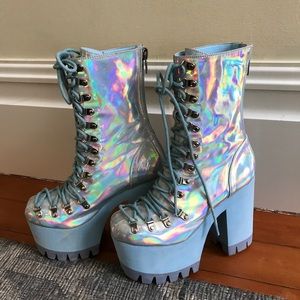 Dolls Kill Club Exx Platform Boots in Frostbitten